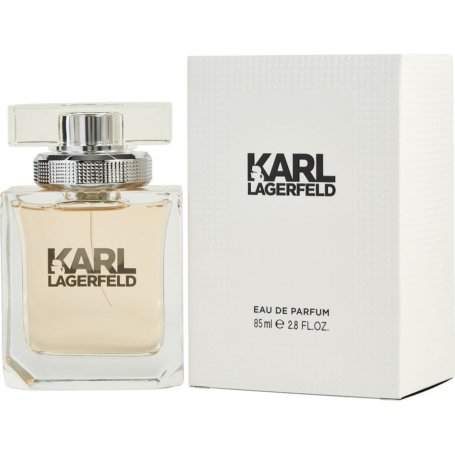Perfume bottle — musk and powdery fragrance guide